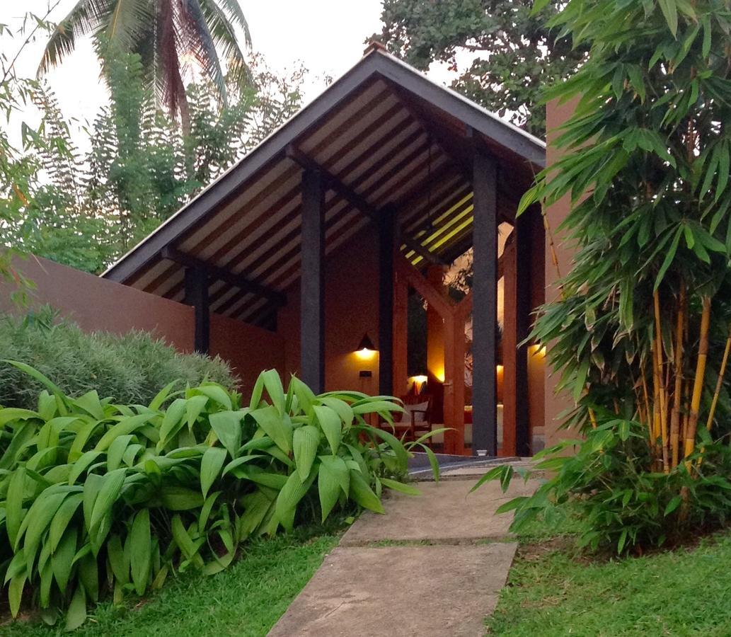 Nisala Villas Hikkaduwa Exterior photo