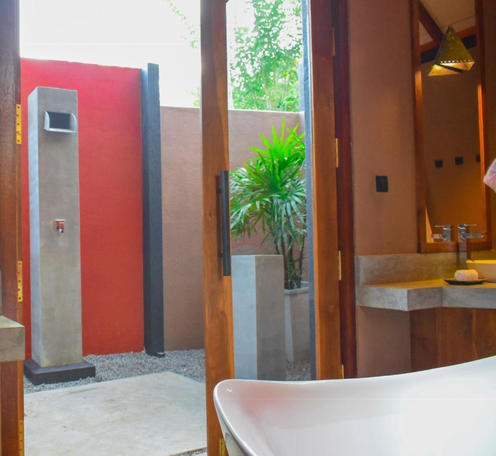Nisala Villas Hikkaduwa Exterior photo